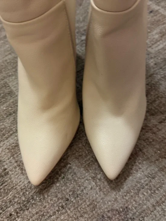 Women’s heeled boots - Picture 2 of 2